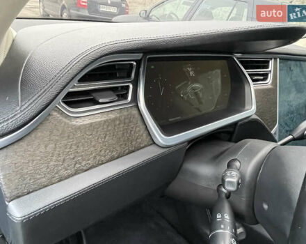 Черный Тесла Модель С, объемом двигателя 0 л и пробегом 210 тыс. км за 12950 $, фото 10 на Automoto.ua