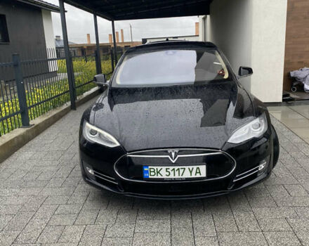 Тесла Модель С 2014 в Ровно на Automoto.ua Черный Тесла Модель С, объемом двигателя 0 л и пробегом 215 тыс. км за 11700 $, фото 15 на Automoto.ua