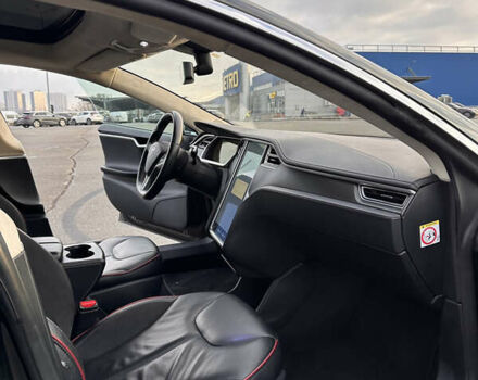 Черный Тесла Модель С, объемом двигателя 0 л и пробегом 116 тыс. км за 14950 $, фото 31 на Automoto.ua