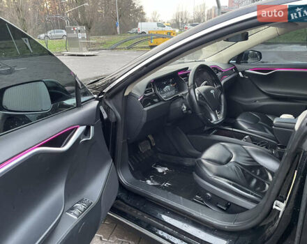 Черный Тесла Модель С, объемом двигателя 0 л и пробегом 220 тыс. км за 13700 $, фото 6 на Automoto.ua