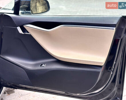 Черный Тесла Модель С, объемом двигателя 0 л и пробегом 208 тыс. км за 18999 $, фото 34 на Automoto.ua