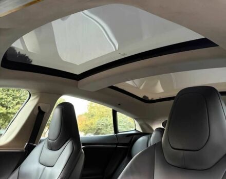 Черный Тесла Модель С, объемом двигателя 0 л и пробегом 83 тыс. км за 4000 $, фото 6 на Automoto.ua