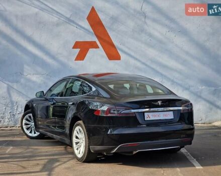 Черный Тесла Модель С, объемом двигателя 0 л и пробегом 60 тыс. км за 16990 $, фото 21 на Automoto.ua