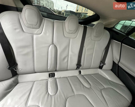 Черный Тесла Модель С, объемом двигателя 0 л и пробегом 186 тыс. км за 13400 $, фото 21 на Automoto.ua