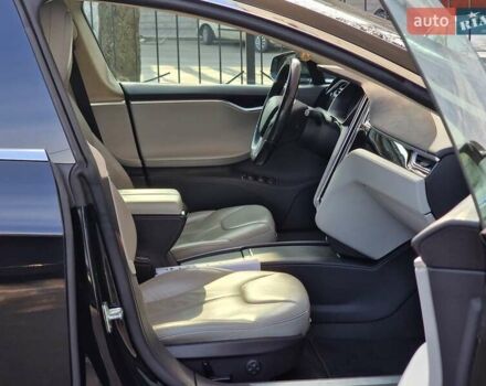 Черный Тесла Модель С, объемом двигателя 0 л и пробегом 60 тыс. км за 16990 $, фото 36 на Automoto.ua