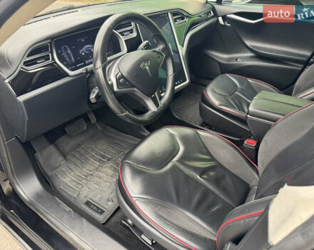 Тесла Модель С 2014 в Одессе на Automoto.ua Черный Тесла Модель С, объемом двигателя 0 л и пробегом 205 тыс. км за 14000 $, фото 7 на Automoto.ua