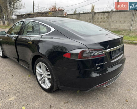 Тесла Модель С 2014 в Одессе на Automoto.ua Черный Тесла Модель С, объемом двигателя 0 л и пробегом 205 тыс. км за 14000 $, фото 4 на Automoto.ua