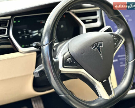 Черный Тесла Модель С, объемом двигателя 0 л и пробегом 208 тыс. км за 18999 $, фото 26 на Automoto.ua