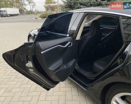 Чорний Тесла Модель С, об'ємом двигуна 0 л та пробігом 218 тис. км за 14000 $, фото 29 на Automoto.ua