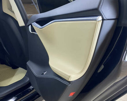 Чорний Тесла Модель С, об'ємом двигуна 0 л та пробігом 145 тис. км за 15900 $, фото 17 на Automoto.ua