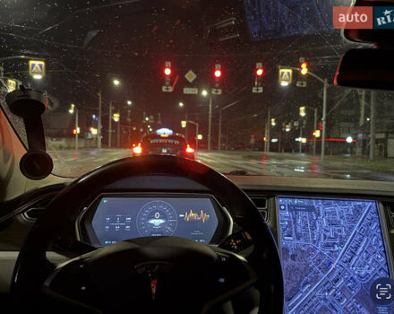 Чорний Тесла Модель С, об'ємом двигуна 0 л та пробігом 180 тис. км за 12000 $, фото 7 на Automoto.ua