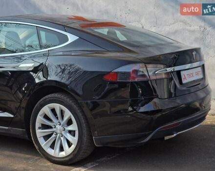 Черный Тесла Модель С, объемом двигателя 0 л и пробегом 60 тыс. км за 16990 $, фото 17 на Automoto.ua