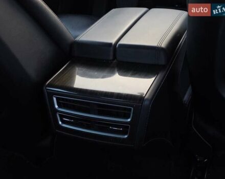 Черный Тесла Модель С, объемом двигателя 0 л и пробегом 109 тыс. км за 12999 $, фото 15 на Automoto.ua