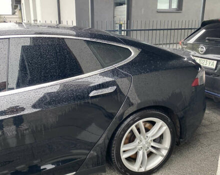 Тесла Модель С 2014 в Ровно на Automoto.ua Черный Тесла Модель С, объемом двигателя 0 л и пробегом 215 тыс. км за 11700 $, фото 21 на Automoto.ua