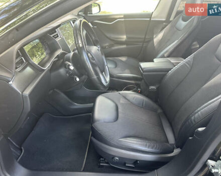 Черный Тесла Модель С, объемом двигателя 0 л и пробегом 239 тыс. км за 14500 $, фото 17 на Automoto.ua