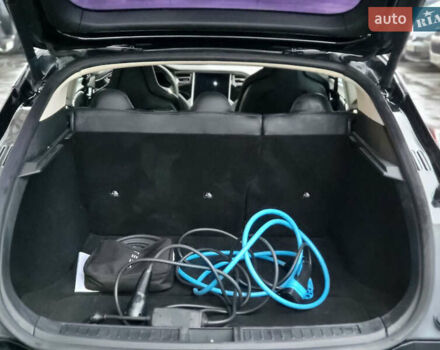 Чорний Тесла Модель С, об'ємом двигуна 0 л та пробігом 120 тис. км за 13900 $, фото 15 на Automoto.ua