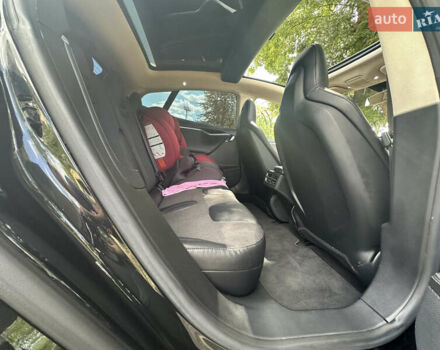 Черный Тесла Модель С, объемом двигателя 0 л и пробегом 239 тыс. км за 14500 $, фото 24 на Automoto.ua