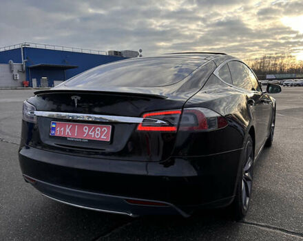 Черный Тесла Модель С, объемом двигателя 0 л и пробегом 116 тыс. км за 14950 $, фото 10 на Automoto.ua