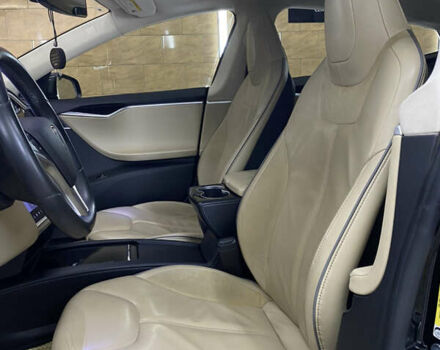 Чорний Тесла Модель С, об'ємом двигуна 0 л та пробігом 145 тис. км за 15900 $, фото 11 на Automoto.ua