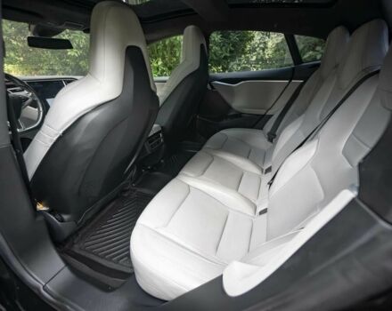 Черный Тесла Модель С, объемом двигателя 0 л и пробегом 90 тыс. км за 11200 $, фото 8 на Automoto.ua