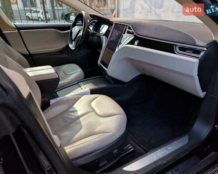 Черный Тесла Модель С, объемом двигателя 0 л и пробегом 60 тыс. км за 16990 $, фото 33 на Automoto.ua