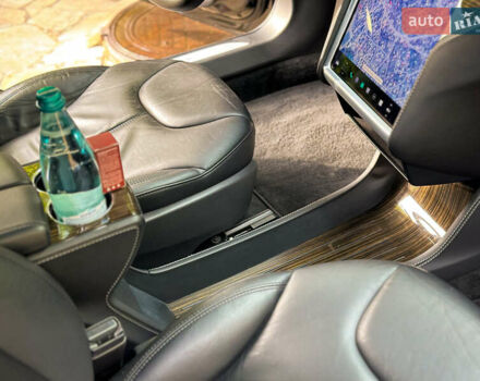 Черный Тесла Модель С, объемом двигателя 0 л и пробегом 200 тыс. км за 15000 $, фото 28 на Automoto.ua