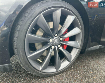 Черный Тесла Модель С, объемом двигателя 0 л и пробегом 99 тыс. км за 19500 $, фото 2 на Automoto.ua