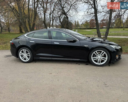 Тесла Модель С 2015 в Житомире на Automoto.ua Черный Тесла Модель С, объемом двигателя 0 л и пробегом 71 тыс. км за 15000 $, фото 3 на Automoto.ua