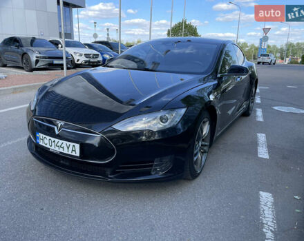 Черный Тесла Модель С, объемом двигателя 0 л и пробегом 199 тыс. км за 15800 $, фото 1 на Automoto.ua