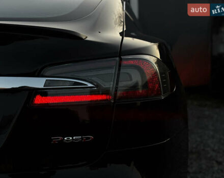 Черный Тесла Модель С, объемом двигателя 0 л и пробегом 182 тыс. км за 15400 $, фото 8 на Automoto.ua