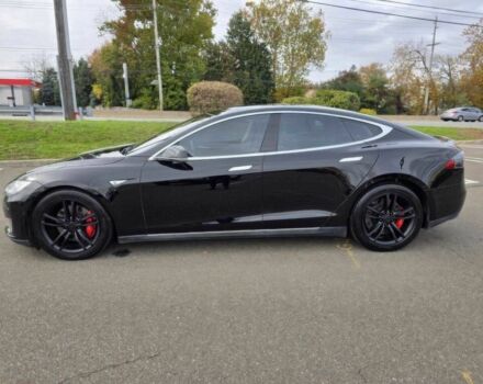 Черный Тесла Модель С, объемом двигателя 0 л и пробегом 75 тыс. км за 16300 $, фото 2 на Automoto.ua