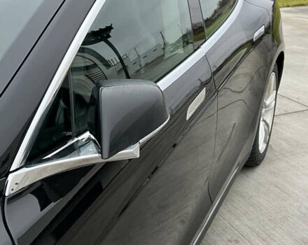 Черный Тесла Модель С, объемом двигателя 0 л и пробегом 305 тыс. км за 9500 $, фото 17 на Automoto.ua