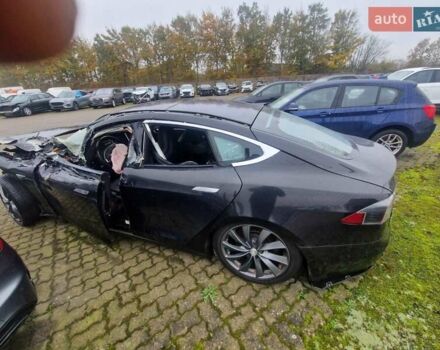Черный Тесла Модель С, объемом двигателя 0 л и пробегом 178 тыс. км за 8500 $, фото 4 на Automoto.ua