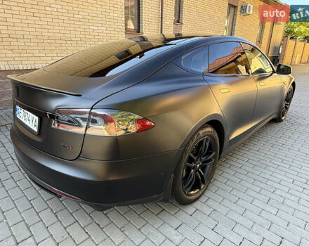 Чорний Тесла Модель С, об'ємом двигуна 0 л та пробігом 177 тис. км за 16800 $, фото 2 на Automoto.ua