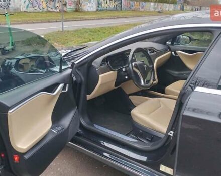 Черный Тесла Модель С, объемом двигателя 0 л и пробегом 254 тыс. км за 13900 $, фото 10 на Automoto.ua