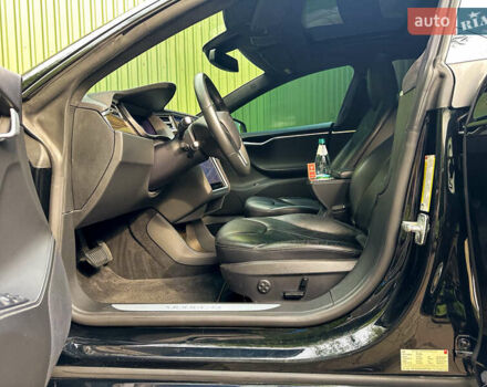 Черный Тесла Модель С, объемом двигателя 0 л и пробегом 200 тыс. км за 15000 $, фото 32 на Automoto.ua