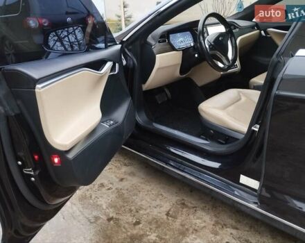 Черный Тесла Модель С, объемом двигателя 0 л и пробегом 248 тыс. км за 14600 $, фото 21 на Automoto.ua