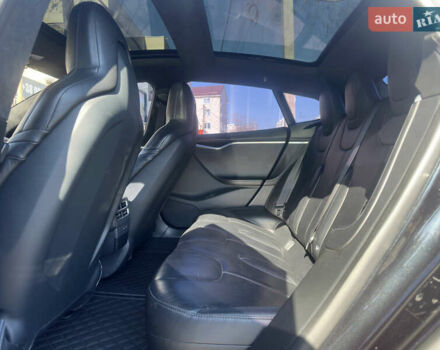 Чорний Тесла Модель С, об'ємом двигуна 0 л та пробігом 105 тис. км за 16699 $, фото 20 на Automoto.ua