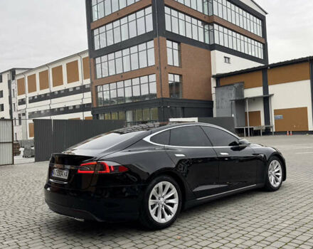 Чорний Тесла Модель С, об'ємом двигуна 0 л та пробігом 60 тис. км за 15500 $, фото 6 на Automoto.ua