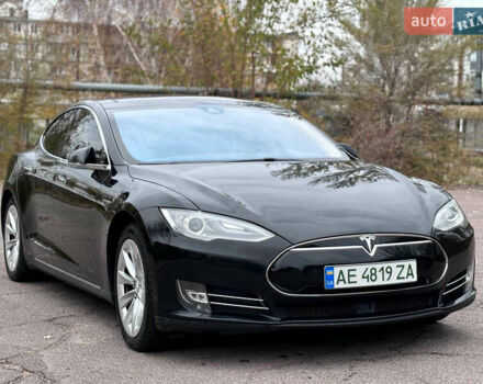 Черный Тесла Модель С, объемом двигателя 0 л и пробегом 224 тыс. км за 13500 $, фото 4 на Automoto.ua