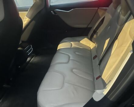 Черный Тесла Модель С, объемом двигателя 0 л и пробегом 250 тыс. км за 15700 $, фото 12 на Automoto.ua