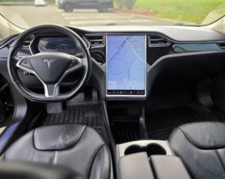 Черный Тесла Модель С, объемом двигателя 0 л и пробегом 75 тыс. км за 16300 $, фото 8 на Automoto.ua