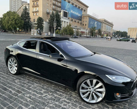 Черный Тесла Модель С, объемом двигателя 0 л и пробегом 107 тыс. км за 18500 $, фото 18 на Automoto.ua