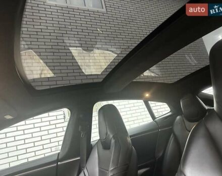 Черный Тесла Модель С, объемом двигателя 0 л и пробегом 34 тыс. км за 25900 $, фото 10 на Automoto.ua