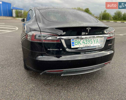 Черный Тесла Модель С, объемом двигателя 0 л и пробегом 99 тыс. км за 19500 $, фото 36 на Automoto.ua