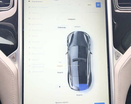 Черный Тесла Модель С, объемом двигателя 0 л и пробегом 197 тыс. км за 13999 $, фото 12 на Automoto.ua