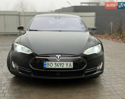 Черный Тесла Модель С, объемом двигателя 0 л и пробегом 167 тыс. км за 19000 $, фото 1 на Automoto.ua