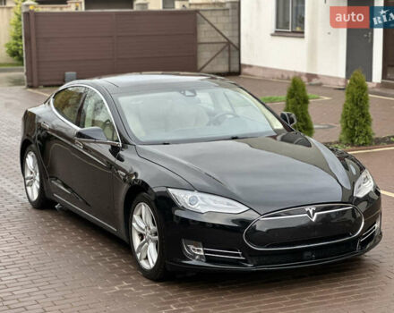 Черный Тесла Модель С, объемом двигателя 0 л и пробегом 193 тыс. км за 15300 $, фото 5 на Automoto.ua