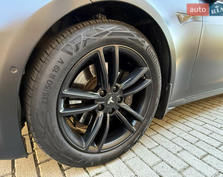 Чорний Тесла Модель С, об'ємом двигуна 0 л та пробігом 177 тис. км за 16800 $, фото 6 на Automoto.ua