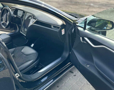 Чорний Тесла Модель С, об'ємом двигуна 0 л та пробігом 145 тис. км за 14400 $, фото 13 на Automoto.ua